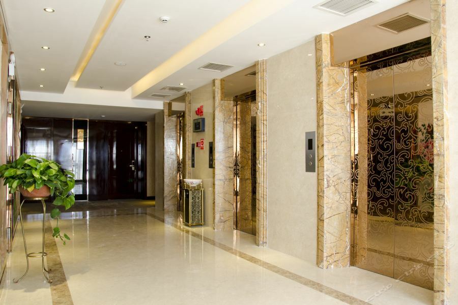 Xin Sheng Da Hong Sheng International Hotel Kunming Exterior foto